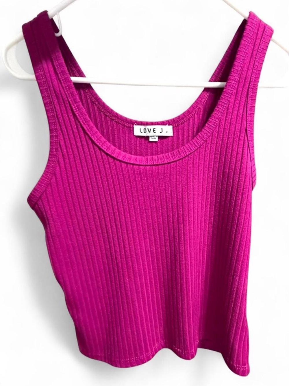 Women's Pink Ribbed Tank Top Size M Medium, Wide Strap Scoop Neck Cropped Love J